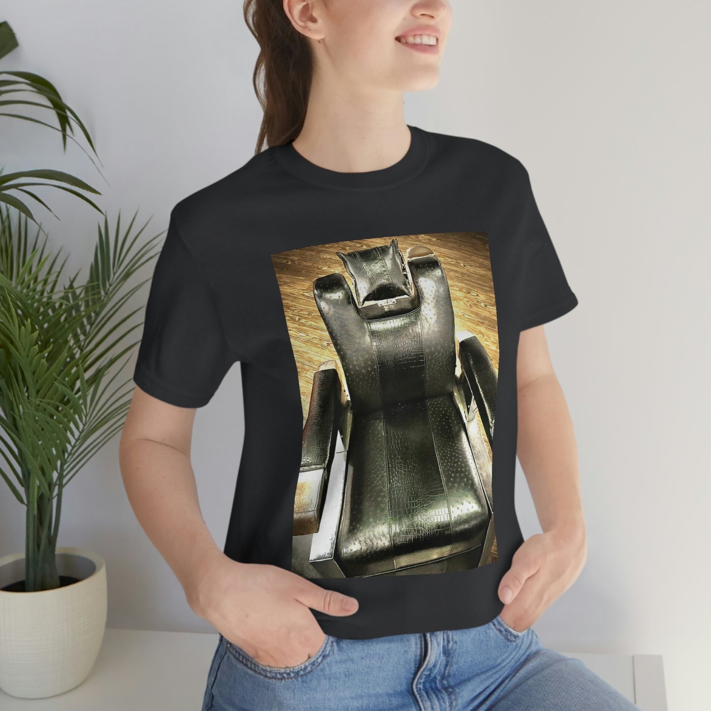 Unisex Short Sleeve Barber Chair Tee